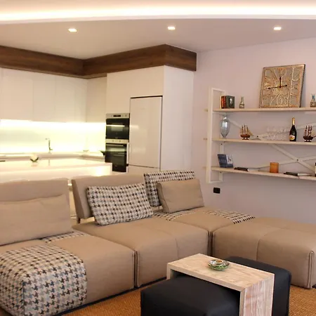 Apartment Aless Luxury