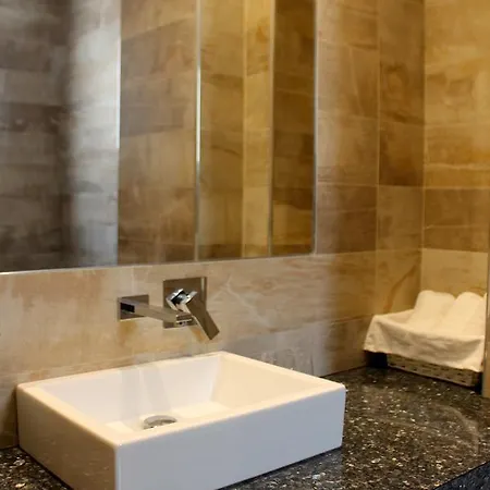 Aless Luxury Apartment Sarande